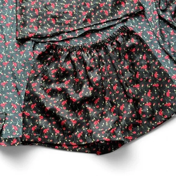 Secret Treasures Size M Set of 3 Cherry Print cami, shorts & robe (red & black) - Picture 7 of 8